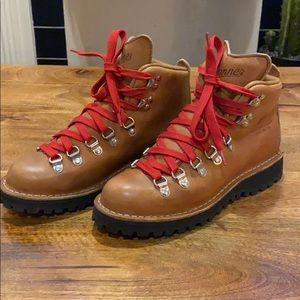 Danner Mountain Light Boots